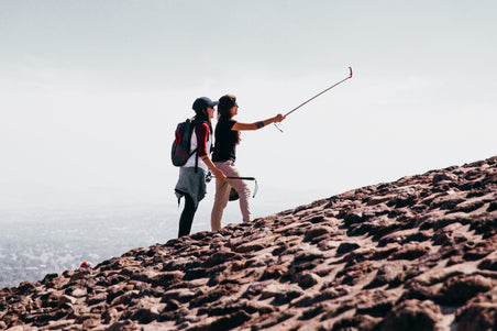 selfie-hikers