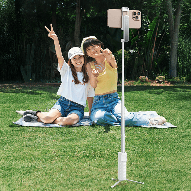 Si10 Mini Bluetooth Selfie Stick with Tripod – Ultra Compact and Travel Ready - ROODTUO